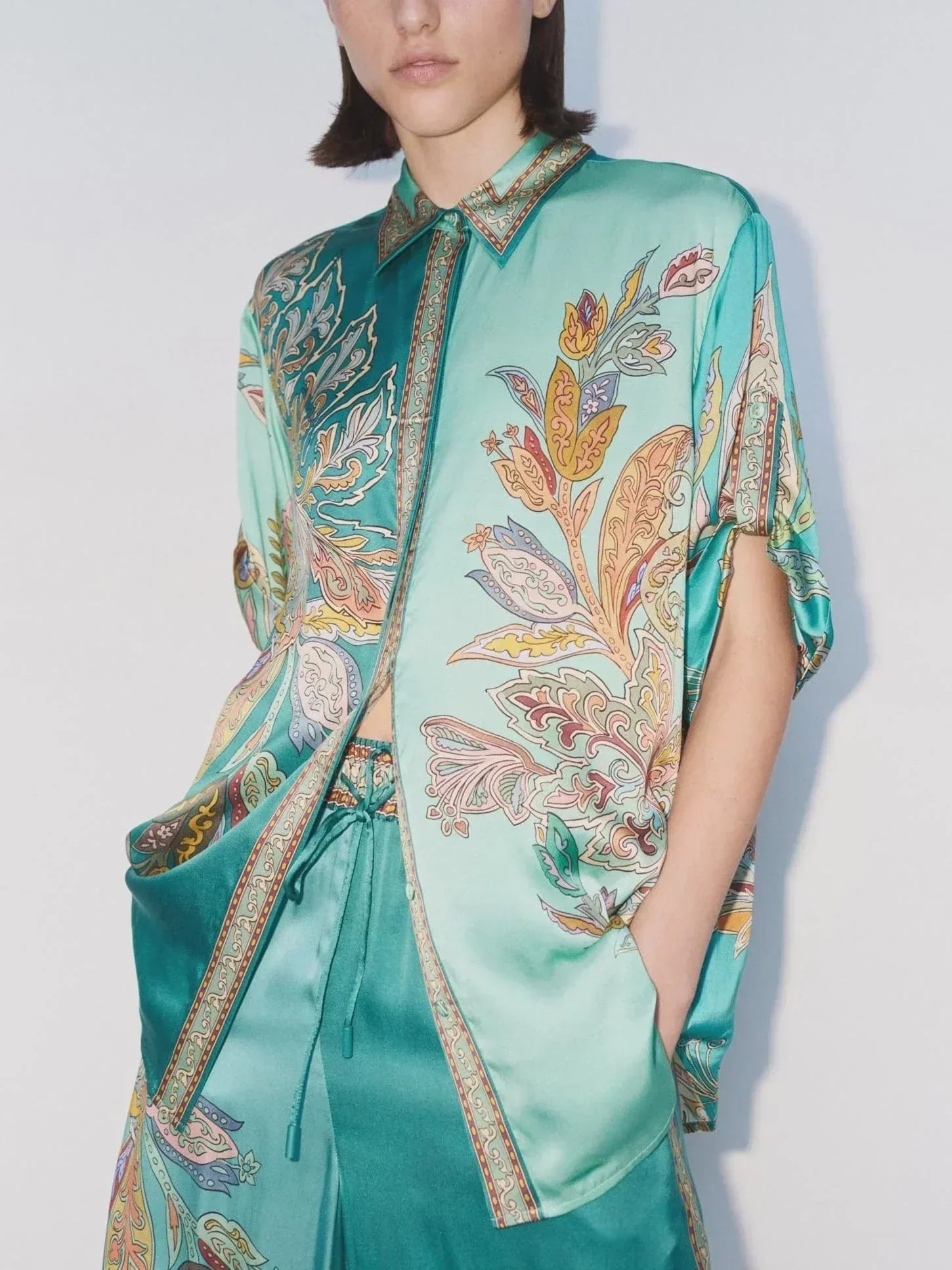 Eliza™ Conjunto Elegante de Dos Piezas | Camisa Estampada Cachemira y Pantalones de Pernera Ancha